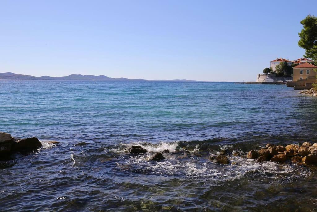 Seafront Beach Apartment - Directly At The Beach Zadar Exterior photo