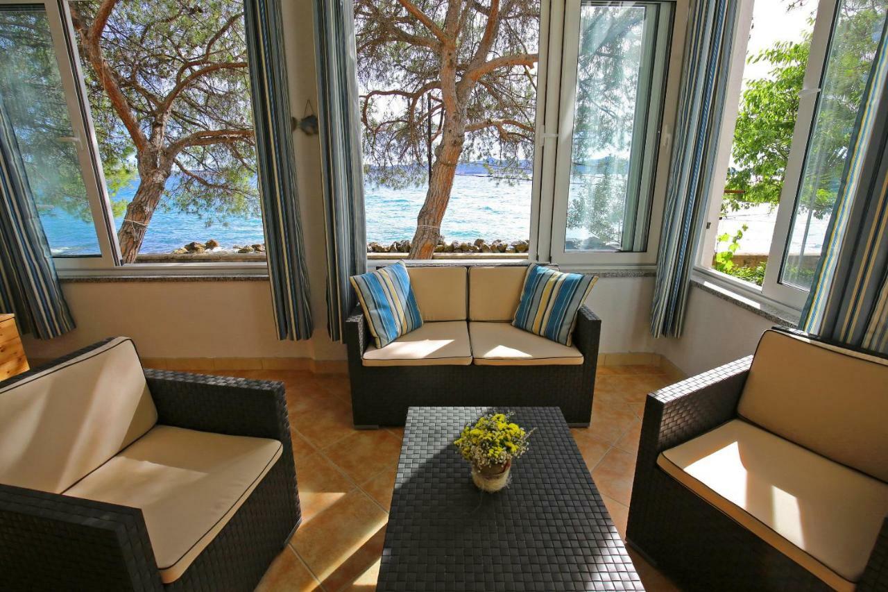 Seafront Beach Apartment - Directly At The Beach Zadar Exterior photo